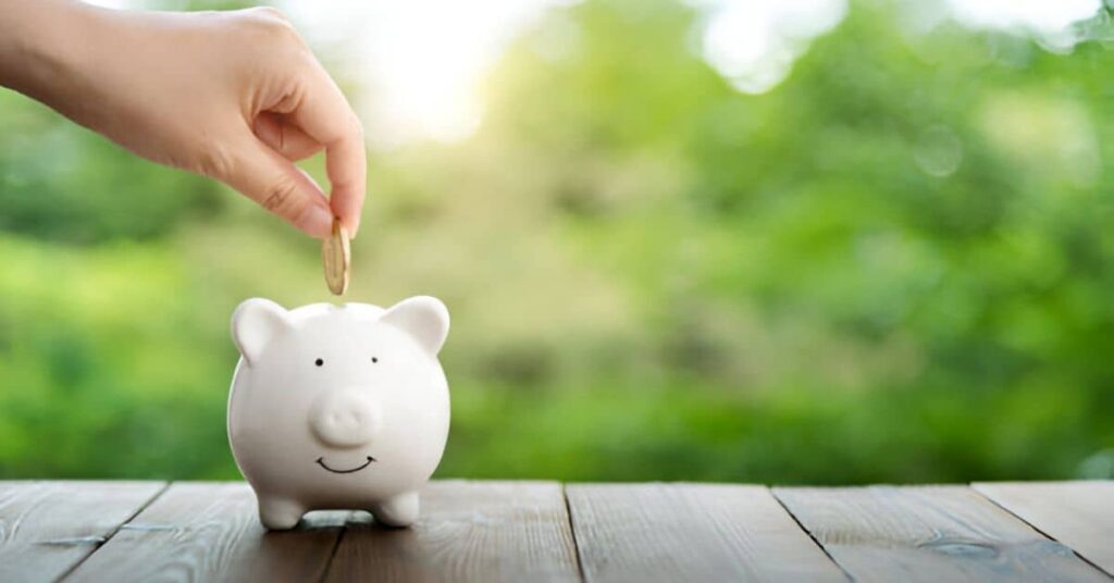 10 Tips to Save Money on Health Insurance Premiums